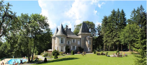 zomervakantie kasteel camping Frankrijk